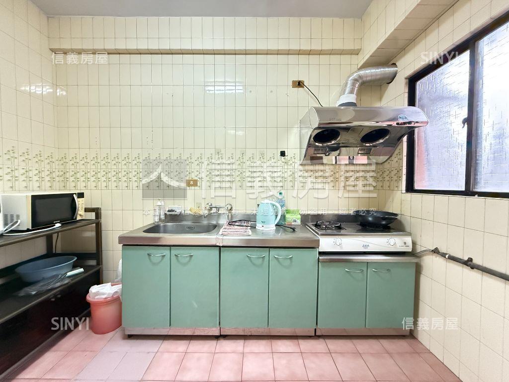 大安樂利路！捷運稀有華廈房屋室內格局與周邊環境