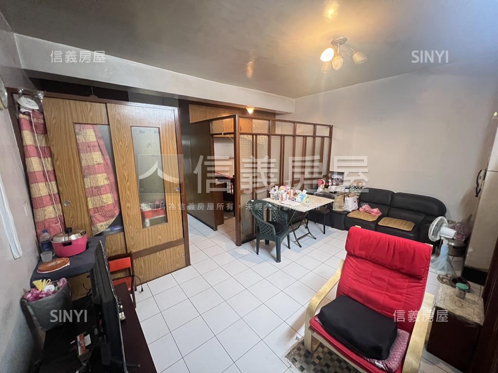 華聲街精品２樓房屋室內格局與周邊環境