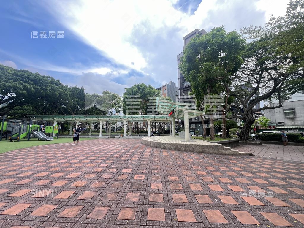 華聲街精品２樓房屋室內格局與周邊環境