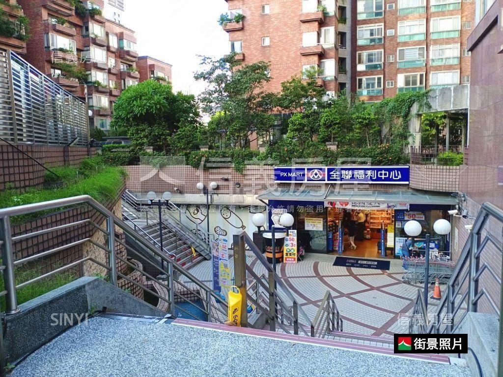 近港墘站新象年代大戶金店房屋室內格局與周邊環境