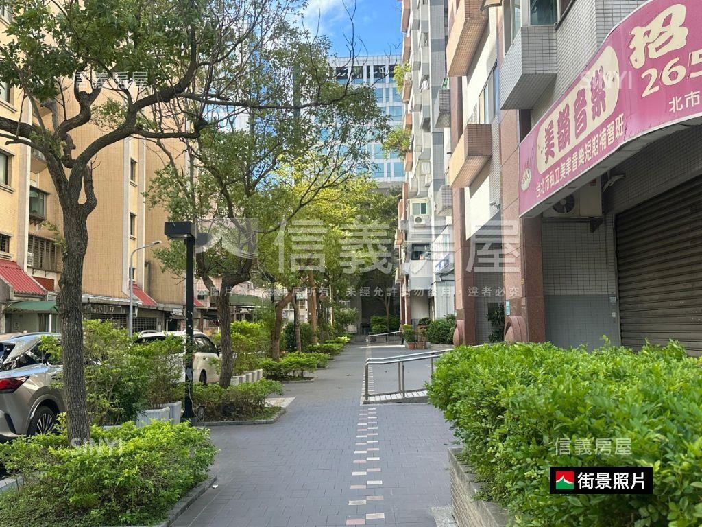 近港墘站新象年代大戶金店房屋室內格局與周邊環境