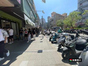 近港墘站江南街店面附車位