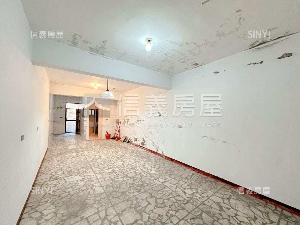 家樂福商圈青雲公寓四樓房屋室內格局與周邊環境