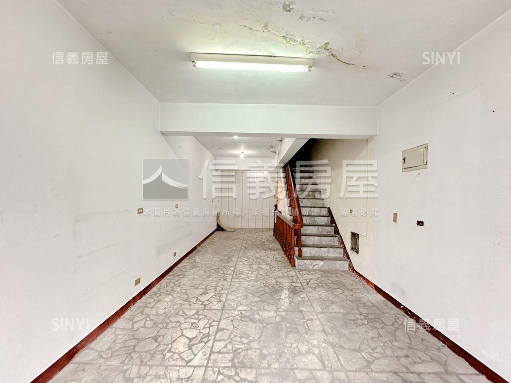 家樂福商圈青雲公寓四樓房屋室內格局與周邊環境