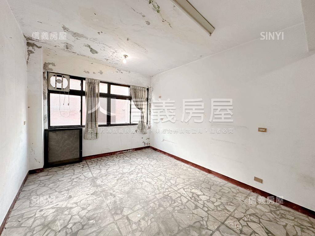 家樂福商圈青雲公寓四樓房屋室內格局與周邊環境