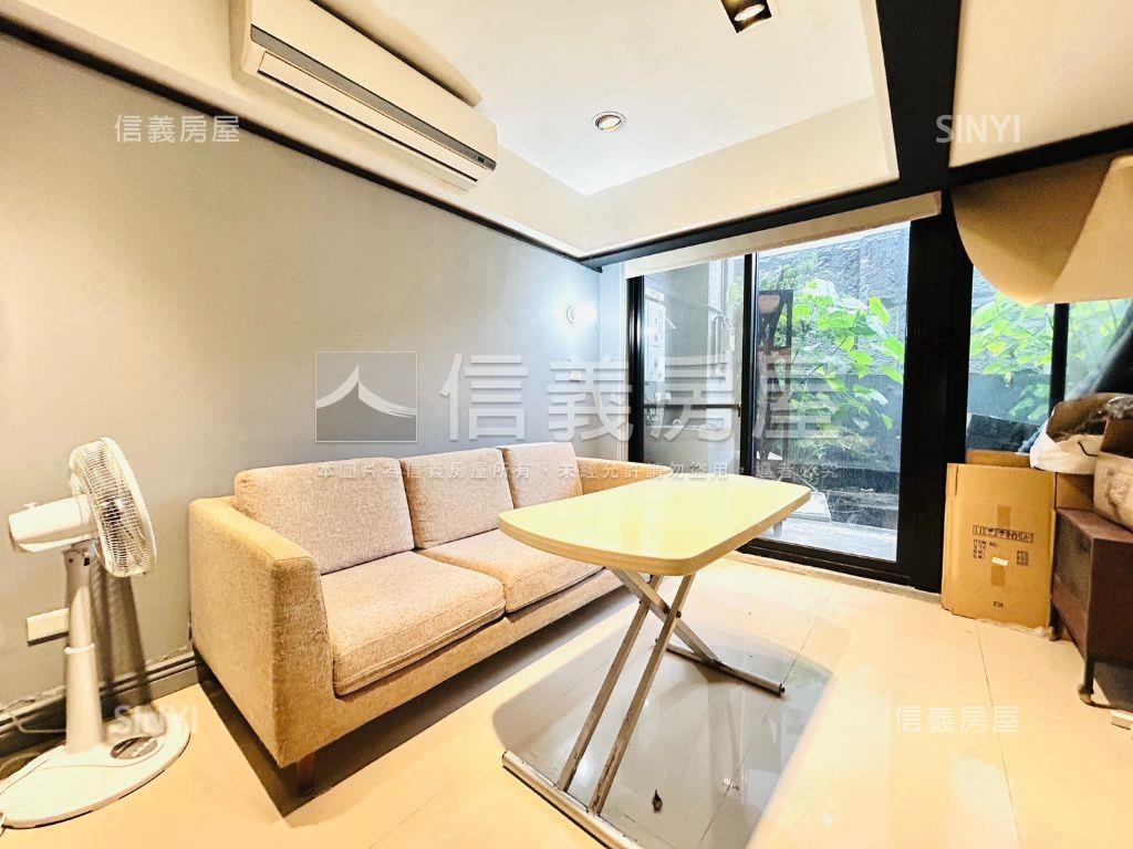 ＭＩＨＯ美秀館精美挑高房屋室內格局與周邊環境
