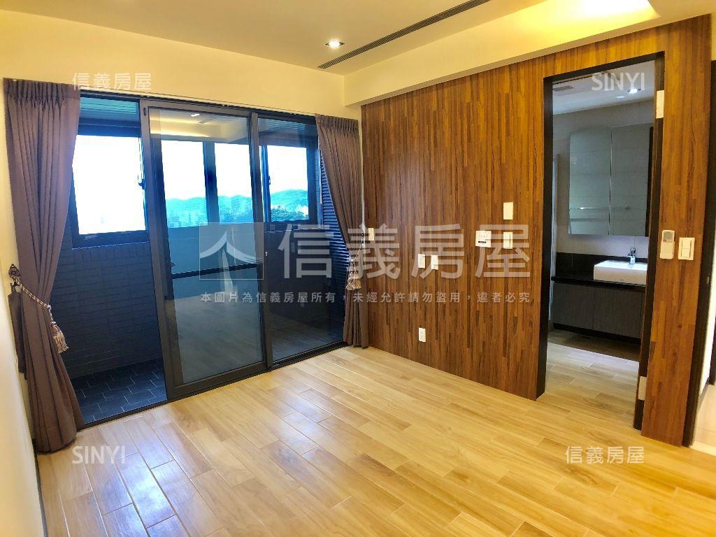 初羽燦燦三房２車位頂樓戶房屋室內格局與周邊環境