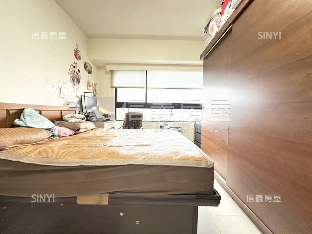 公園河景景觀邊間四房車位房屋室內格局與周邊環境
