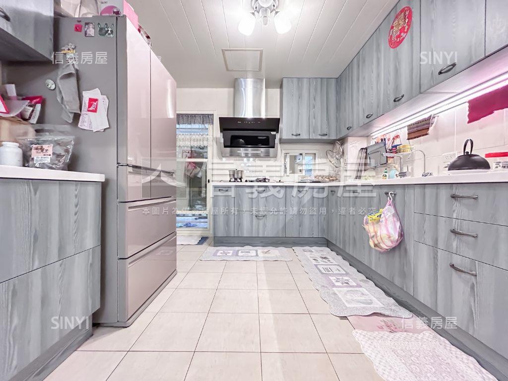 稀有⭐經典伯爵下疊房屋室內格局與周邊環境