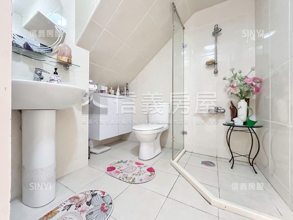 稀有⭐經典伯爵下疊房屋室內格局與周邊環境