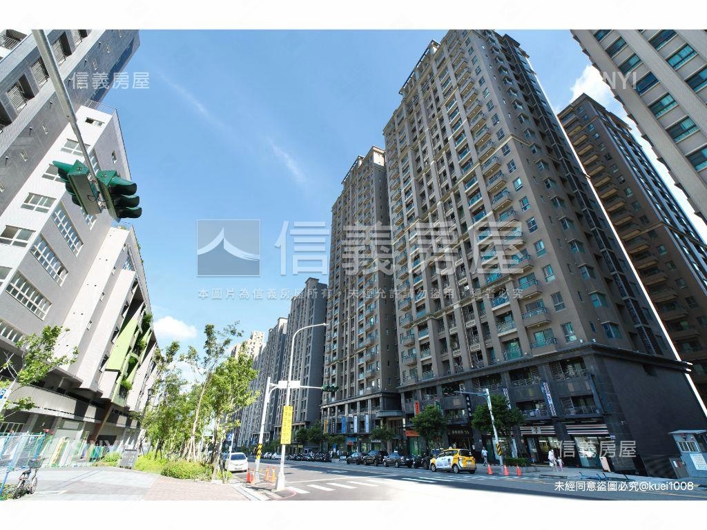 專任世紀凱悅三房平面車位房屋室內格局與周邊環境