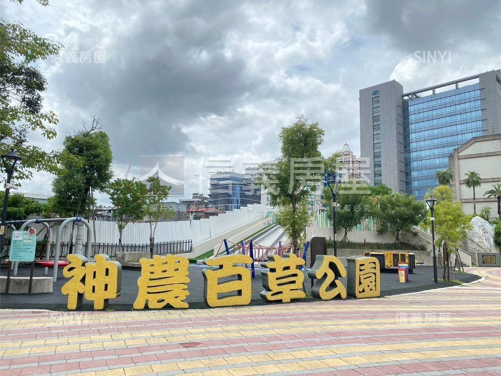 近捷運邊間明房明廳房屋室內格局與周邊環境