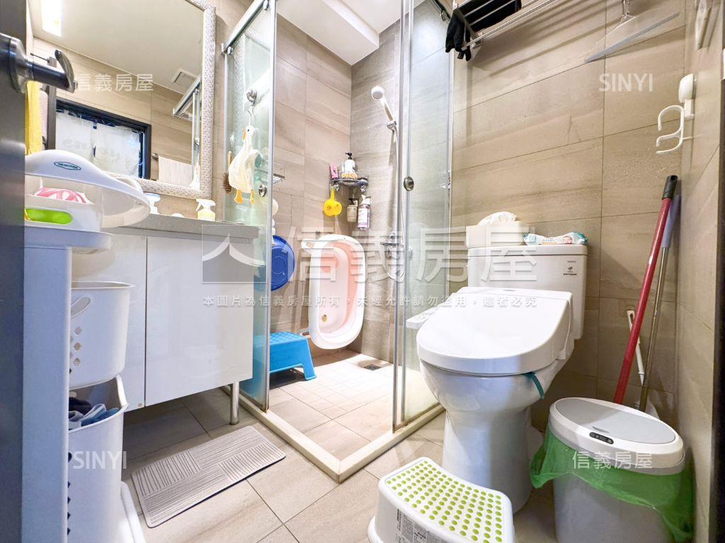 楓樹晴精美２房車位房屋室內格局與周邊環境