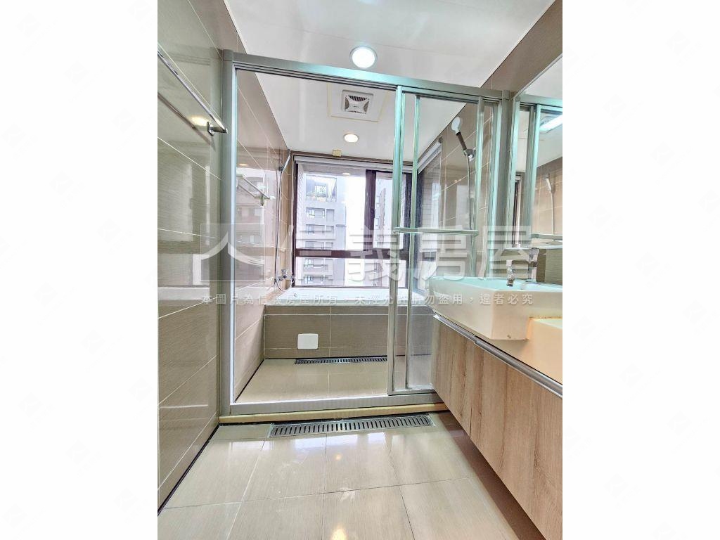 映樸川高樓雙車位稀有釋出房屋室內格局與周邊環境