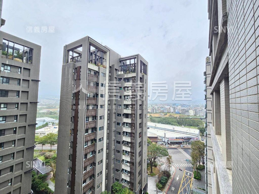 映樸川高樓雙車位稀有釋出房屋室內格局與周邊環境