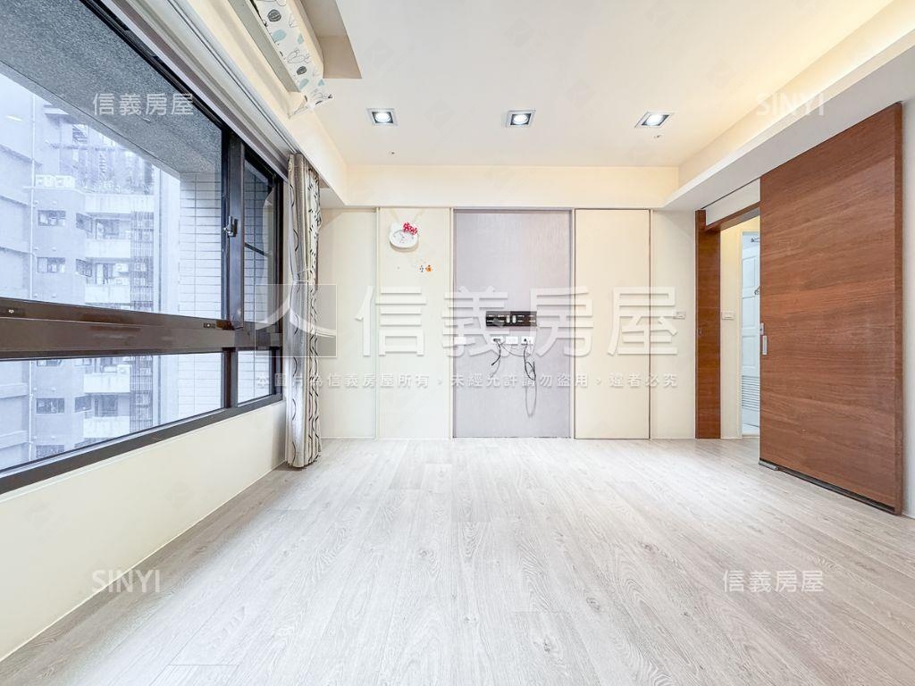 映樸川高樓雙車位稀有釋出房屋室內格局與周邊環境