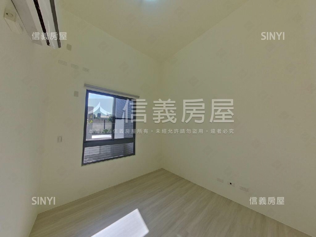 城心城邑三房雙車位房屋室內格局與周邊環境