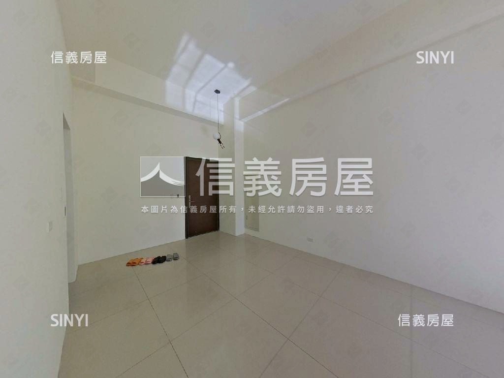 城心城邑三房雙車位房屋室內格局與周邊環境