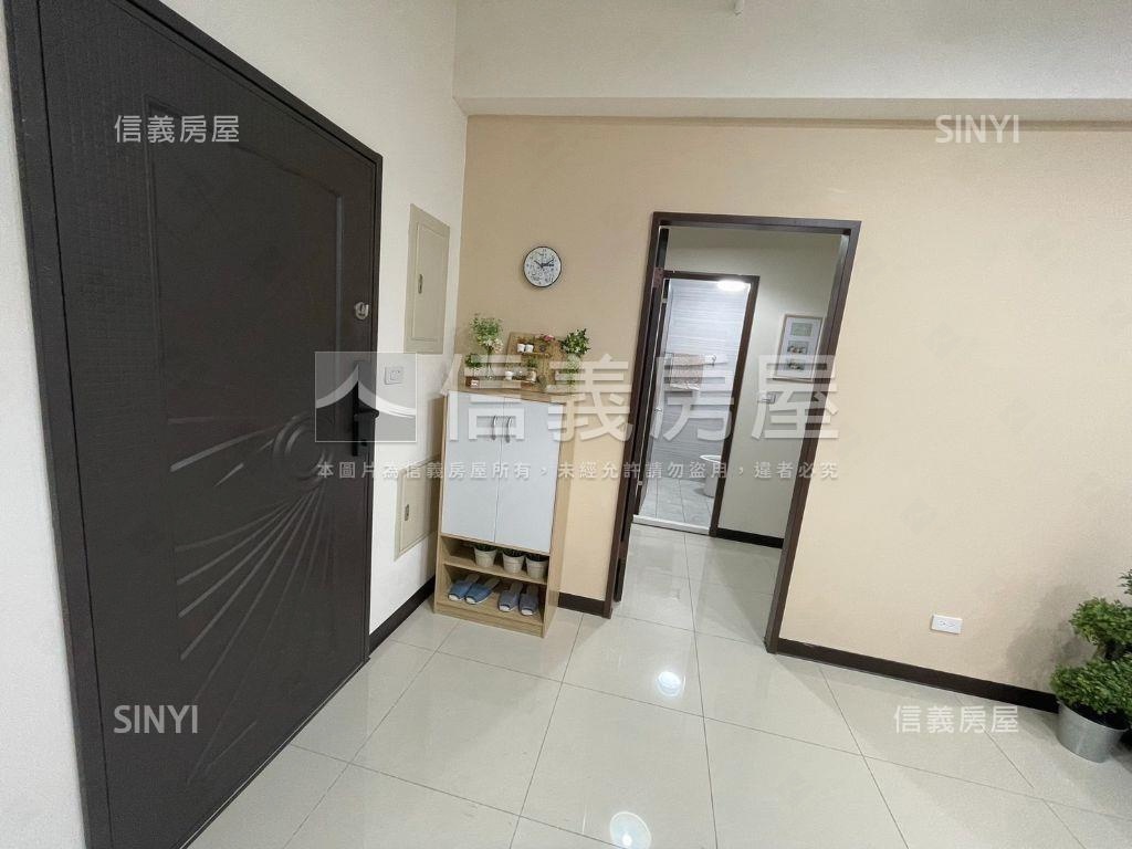 專任高鐵之星兩房兩衛房屋室內格局與周邊環境