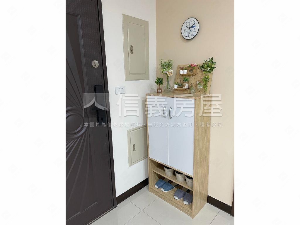 專任高鐵之星兩房兩衛房屋室內格局與周邊環境