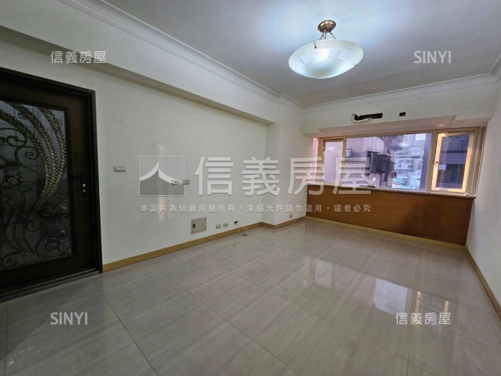 麗景中國大三房車位房屋室內格局與周邊環境