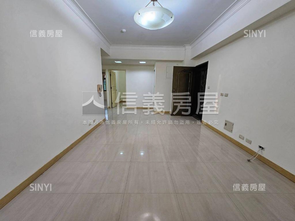 麗景中國大三房車位房屋室內格局與周邊環境