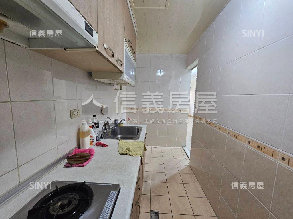 麗景中國大三房車位房屋室內格局與周邊環境