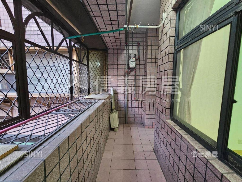 麗景中國大三房車位房屋室內格局與周邊環境