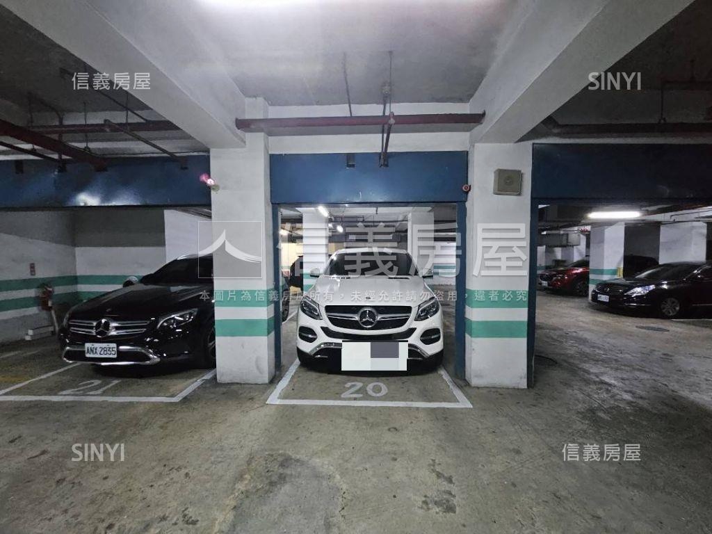麗景中國大三房車位房屋室內格局與周邊環境