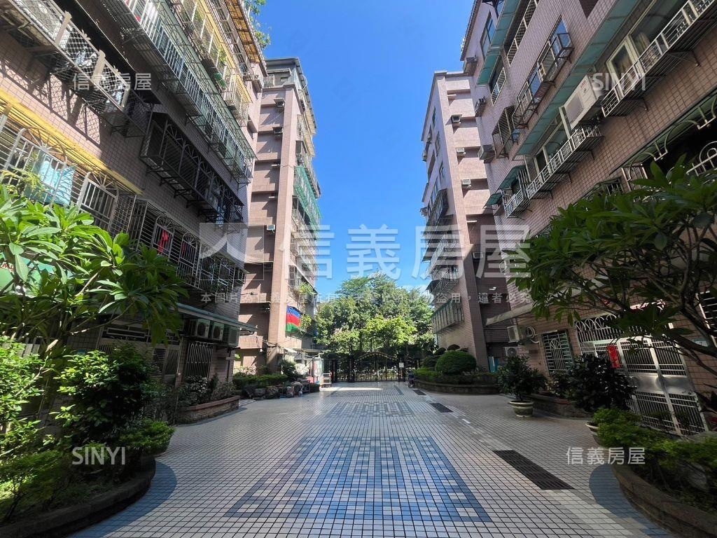 麗景中國大三房車位房屋室內格局與周邊環境