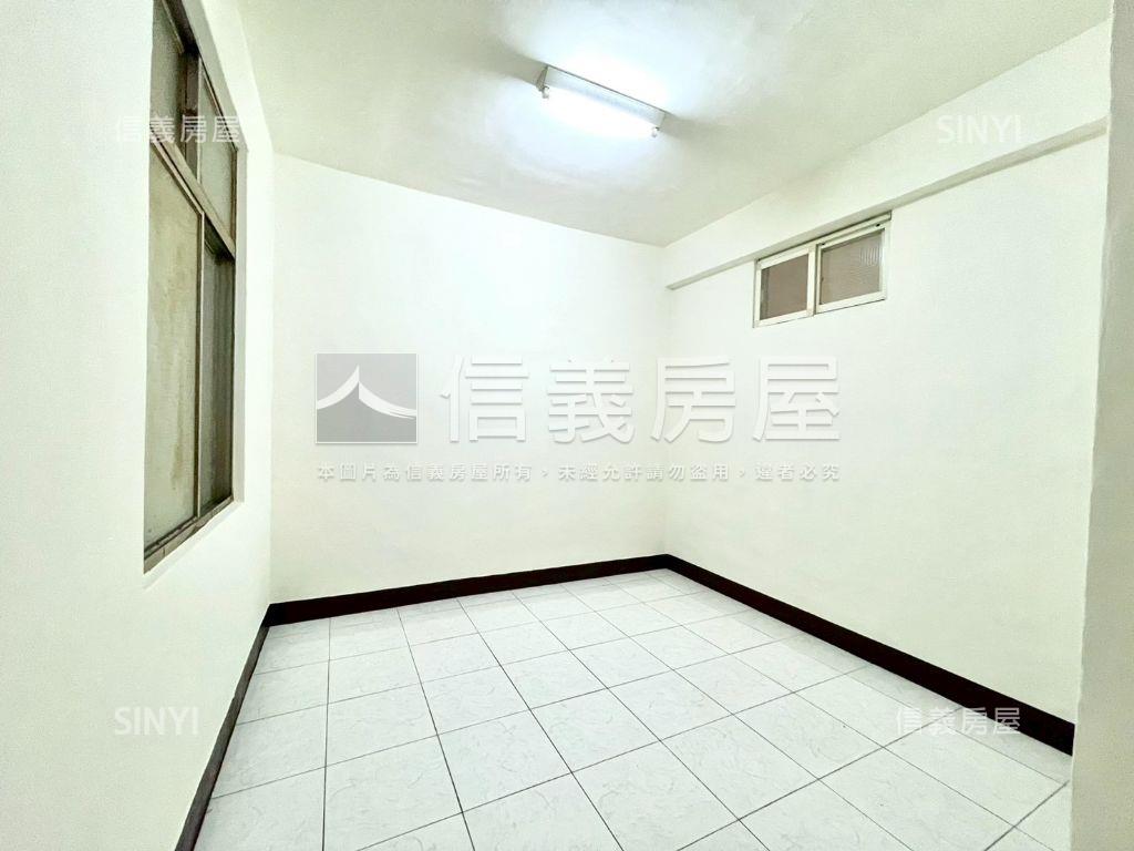 新和國小‧靜謐亮麗二樓房屋室內格局與周邊環境