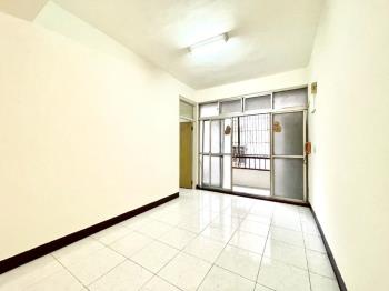 新和國小‧靜謐亮麗二樓