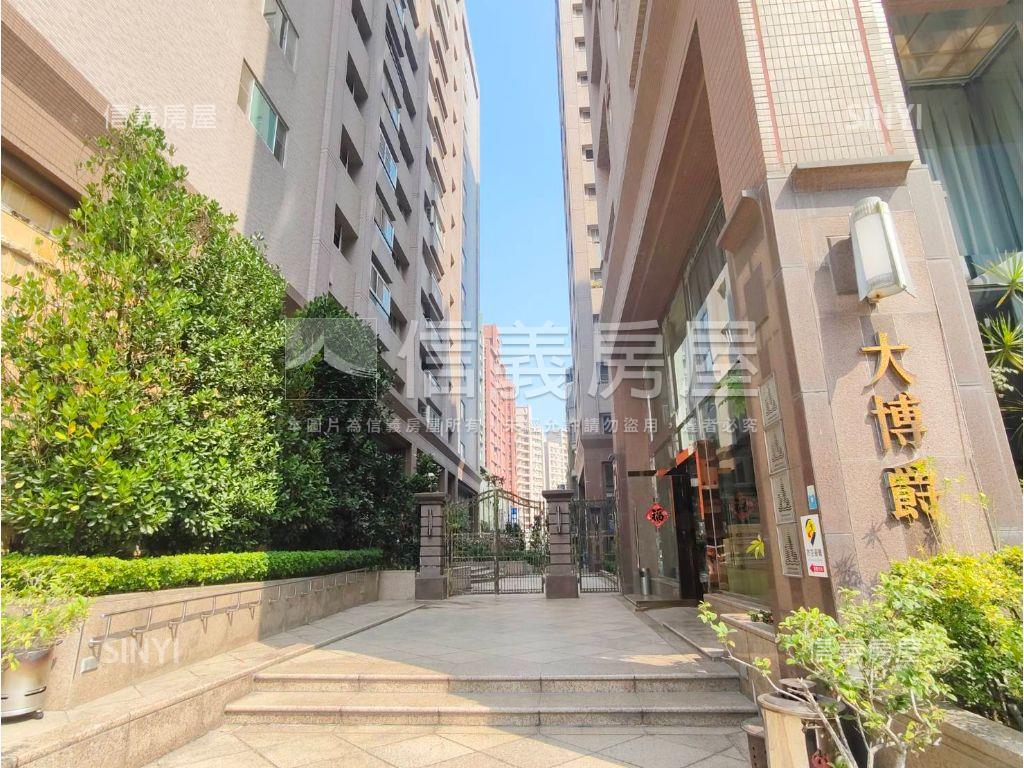 遠東大博爵高樓大三房房屋室內格局與周邊環境