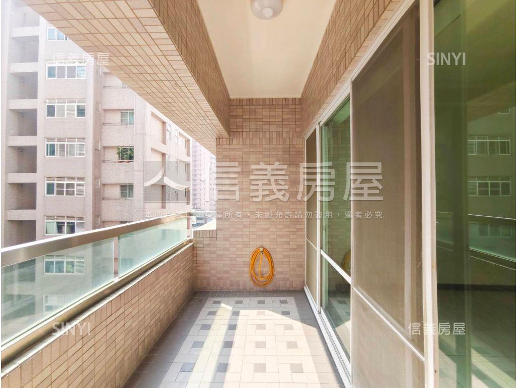 遠東大博爵高樓大三房房屋室內格局與周邊環境