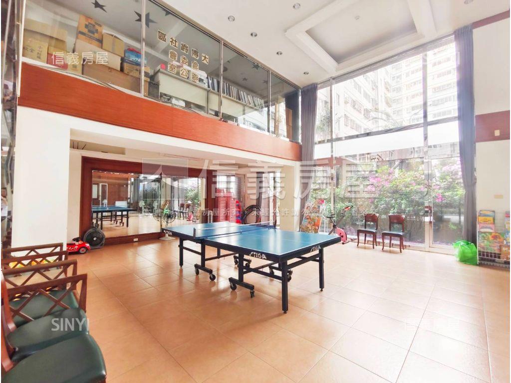 遠東大博爵高樓大三房房屋室內格局與周邊環境