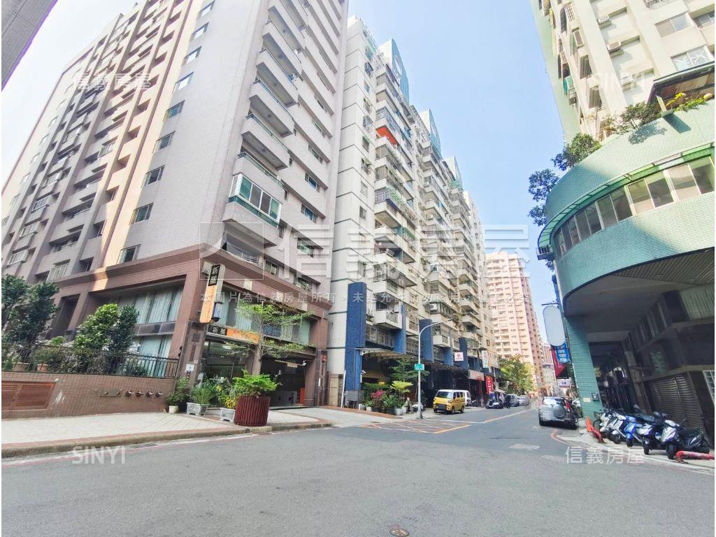 遠東大博爵高樓大三房房屋室內格局與周邊環境