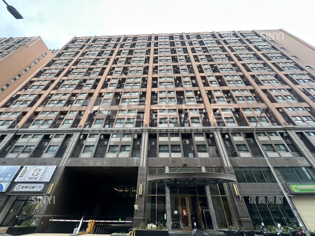 采舍Ａ★歐風裝潢附平車位房屋室內格局與周邊環境