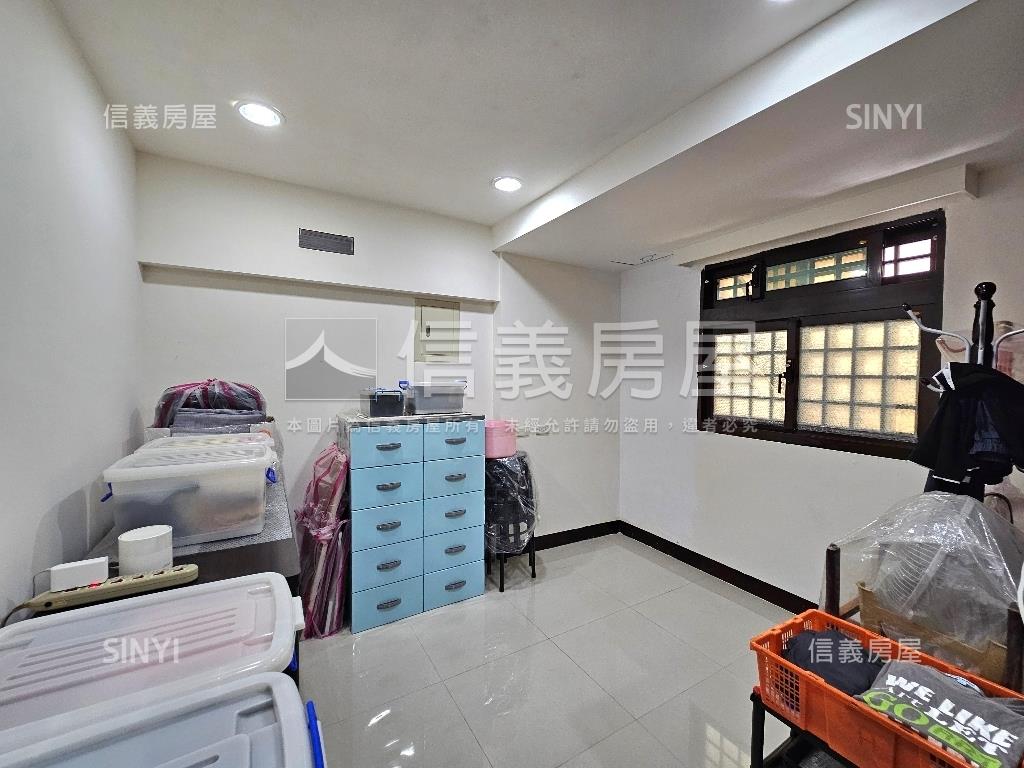 近市府民安路活巷美透天房屋室內格局與周邊環境