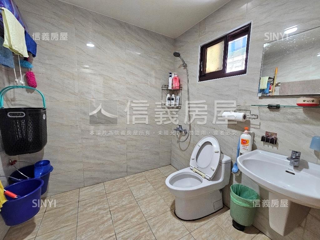 近市府民安路活巷美透天房屋室內格局與周邊環境