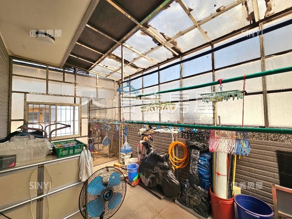 近市府民安路活巷美透天房屋室內格局與周邊環境