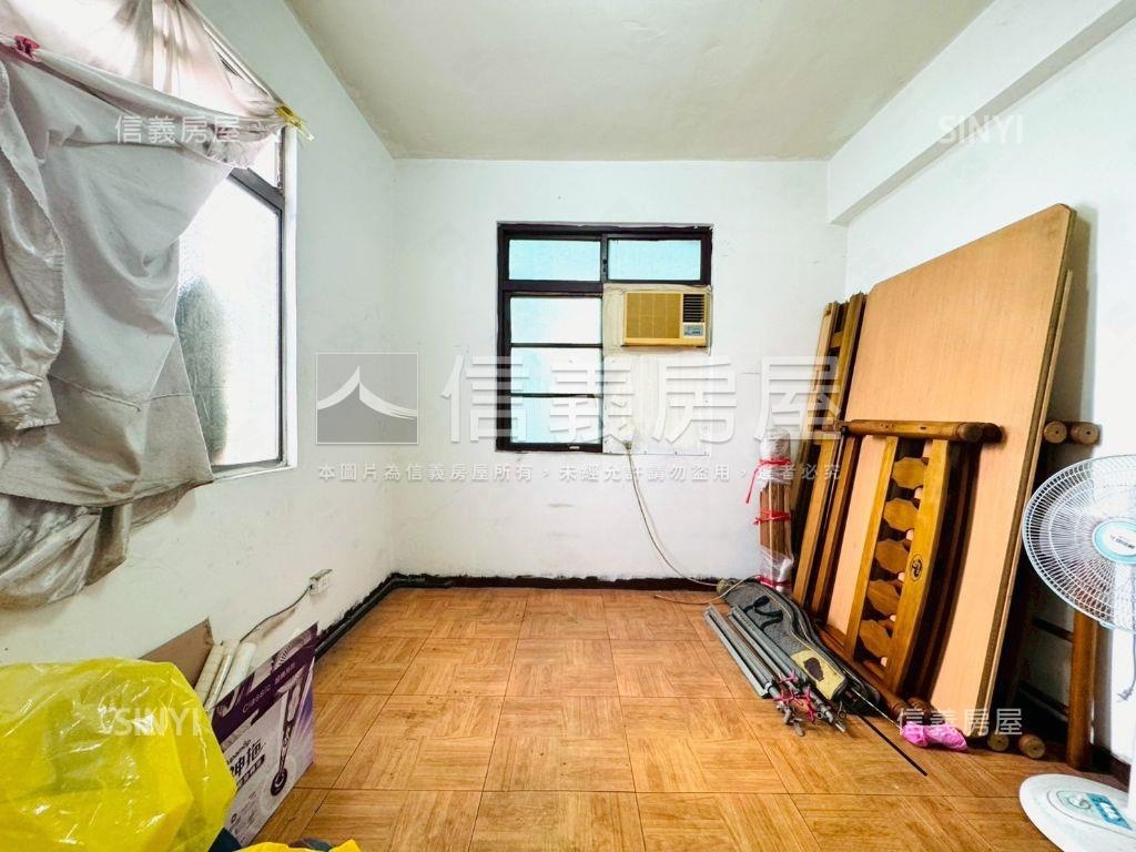 邊間方正三樓☘買服１％房屋室內格局與周邊環境