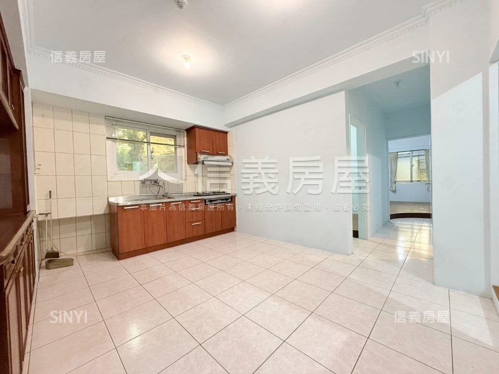 河堤公園四房平車房屋室內格局與周邊環境