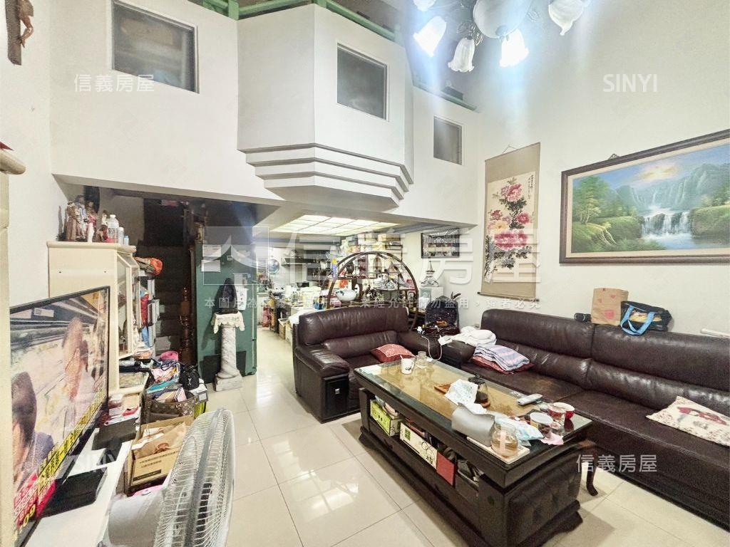 五股御史路唯美透天房屋室內格局與周邊環境