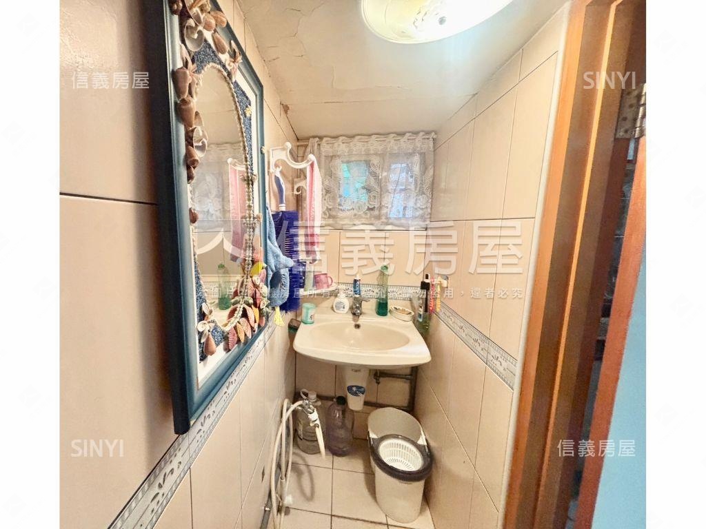 五股御史路唯美透天房屋室內格局與周邊環境