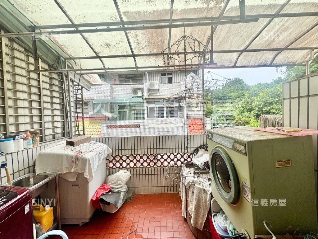 五股御史路唯美透天房屋室內格局與周邊環境
