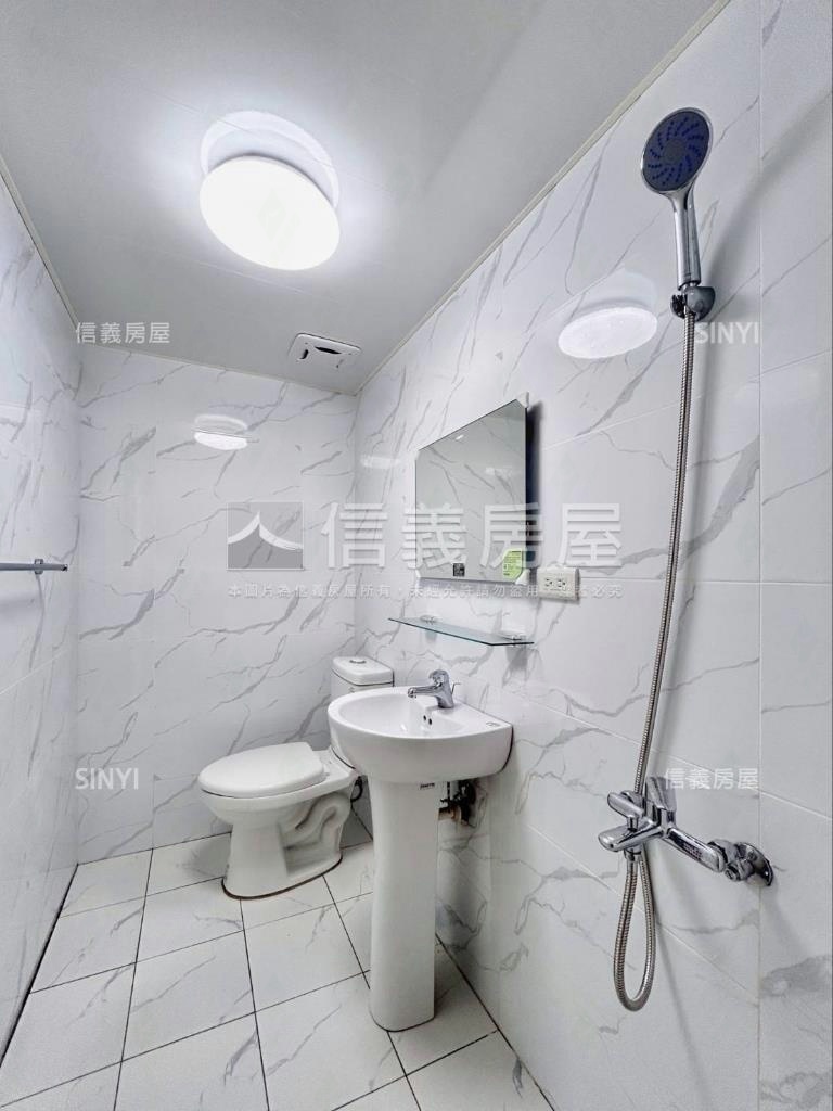 稀有釋出裝潢美四房近捷運房屋室內格局與周邊環境