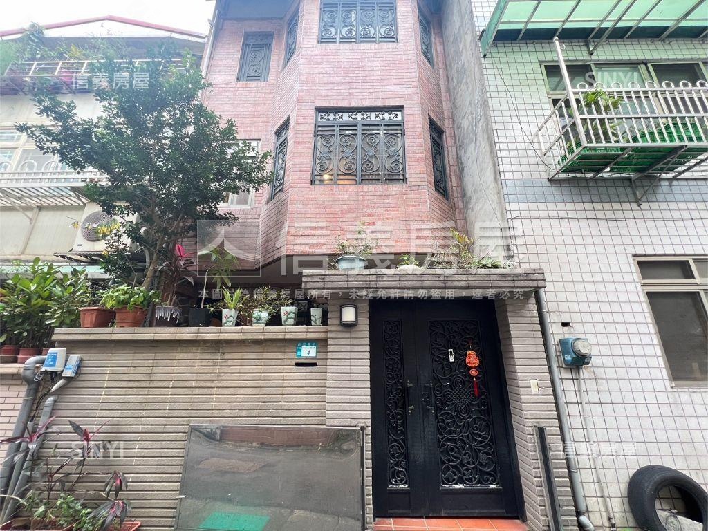 南勢角獨棟優美透天房屋室內格局與周邊環境