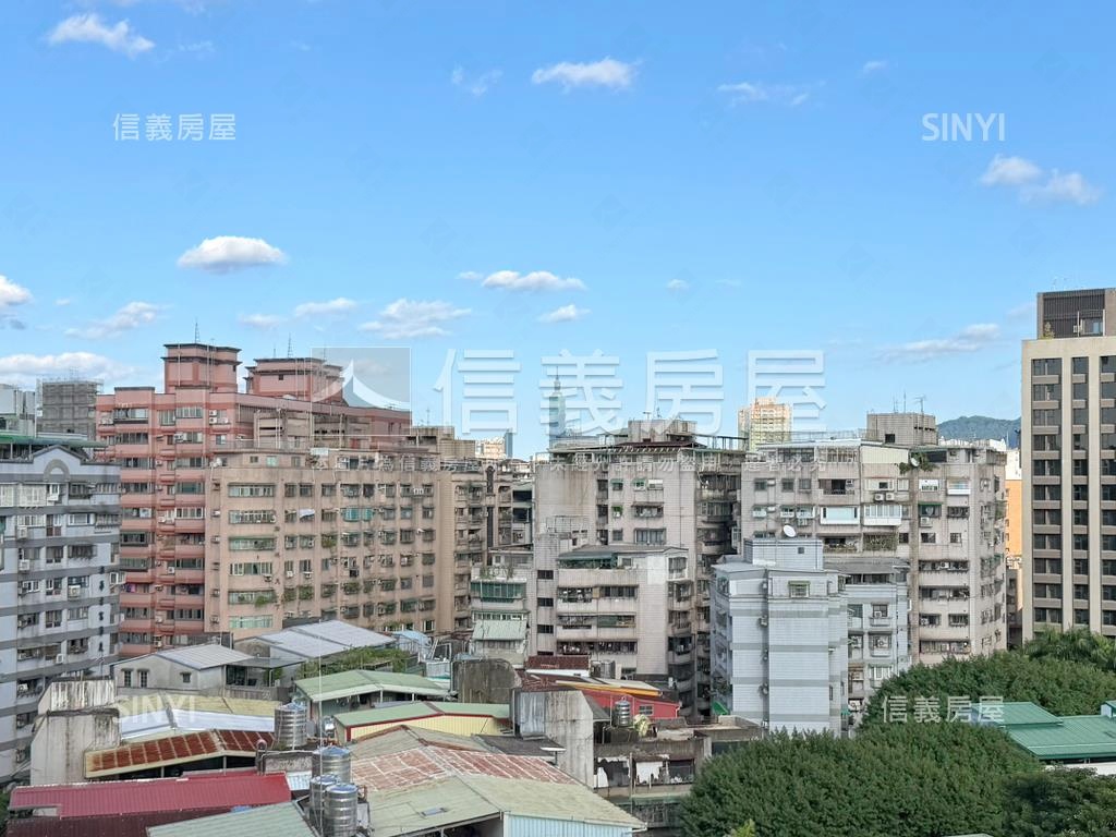 法國臻品晨曦眺望１０１房屋室內格局與周邊環境