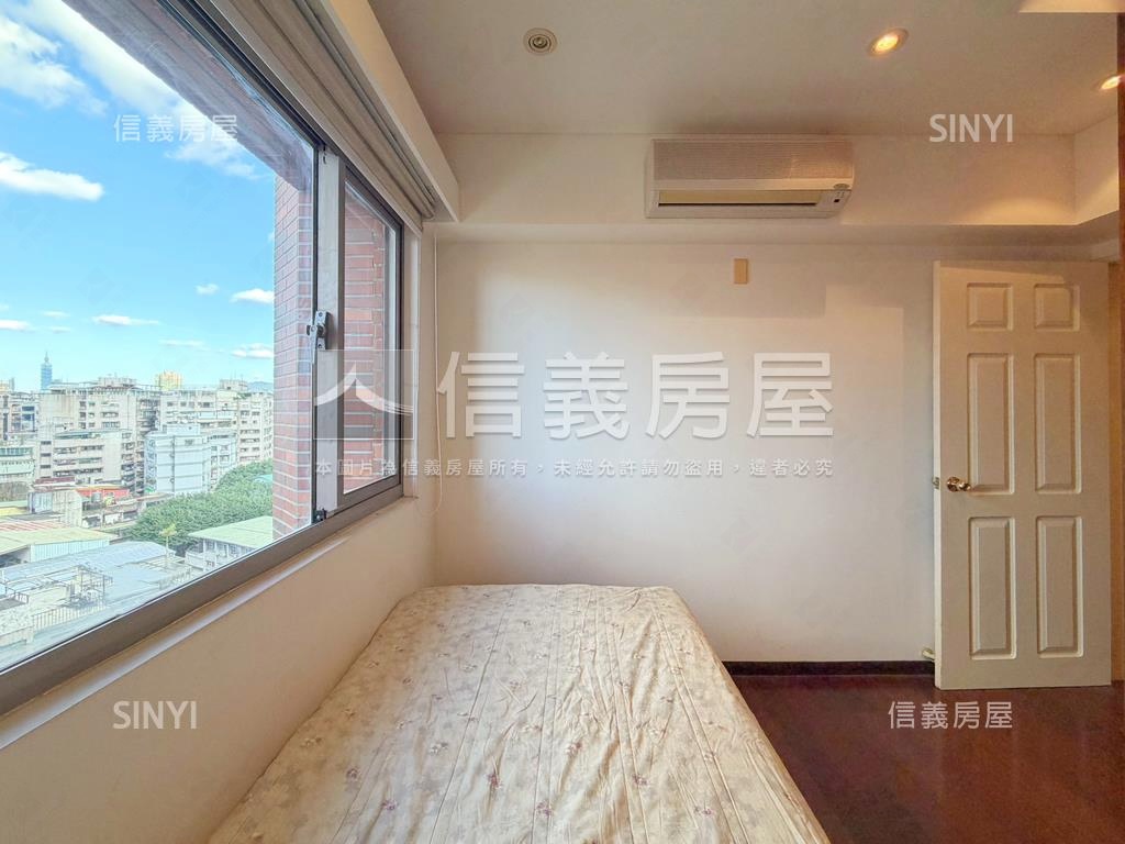 法國臻品晨曦眺望１０１房屋室內格局與周邊環境