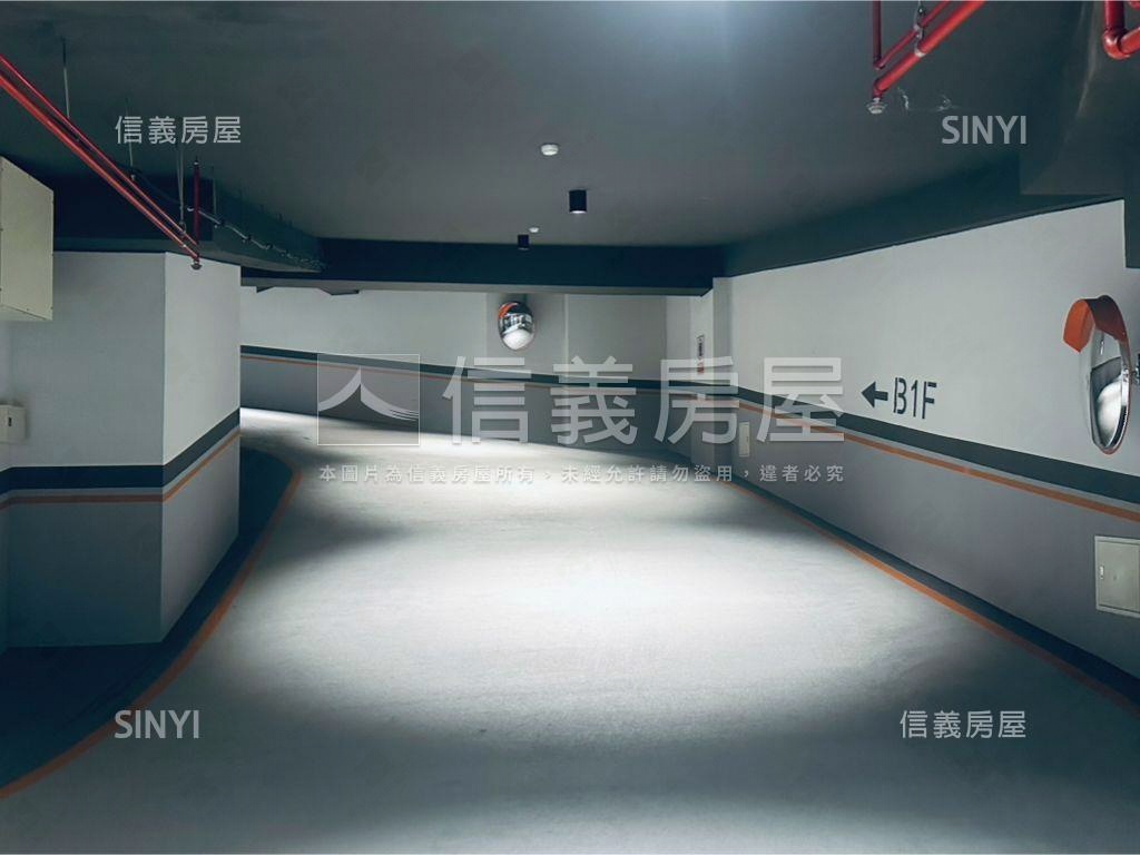 京王高樓豪邸美宅房屋室內格局與周邊環境